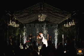 Bride and groom share their first dance in perfect symmetry at Villa Cimbrone on the Amalfi Coast.
